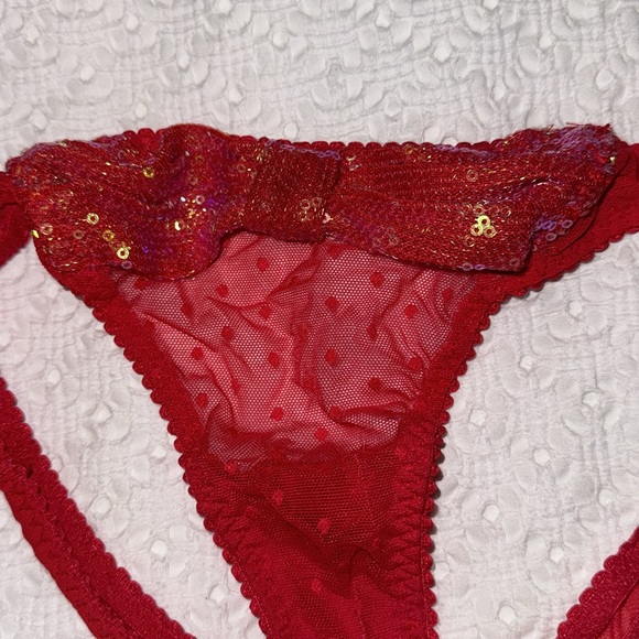 Victoria Secret red lace thongs - Picture 5 of 5